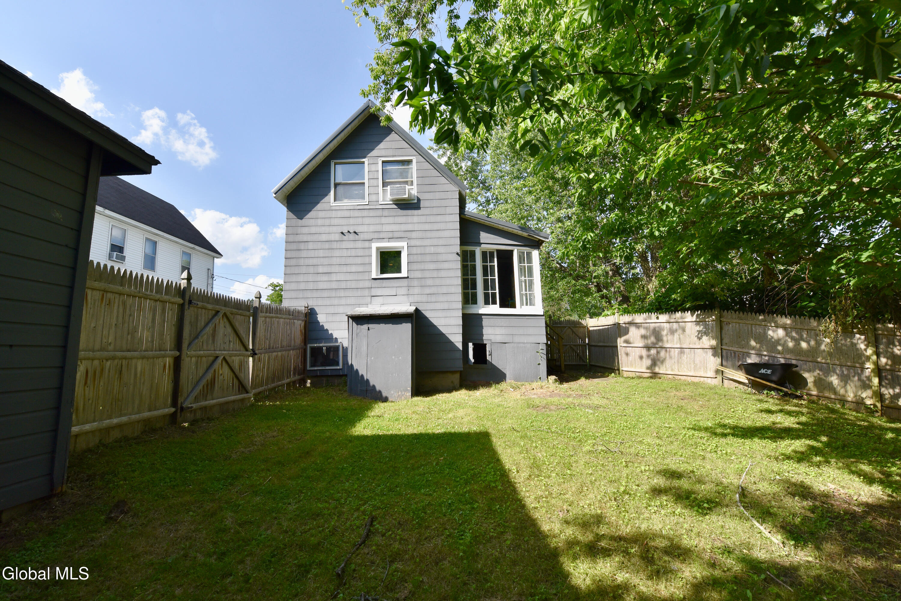 30 W Decker Street Johnstown NY 12095
