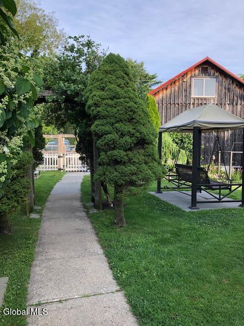 199 Flints Crossing Canaan NY 12029