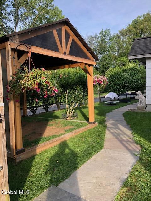 199 Flints Crossing Canaan NY 12029