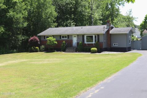 464 Grooms Road Clifton Park NY 12065