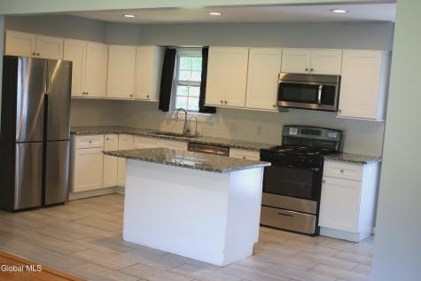 464 Grooms Road Clifton Park NY 12065