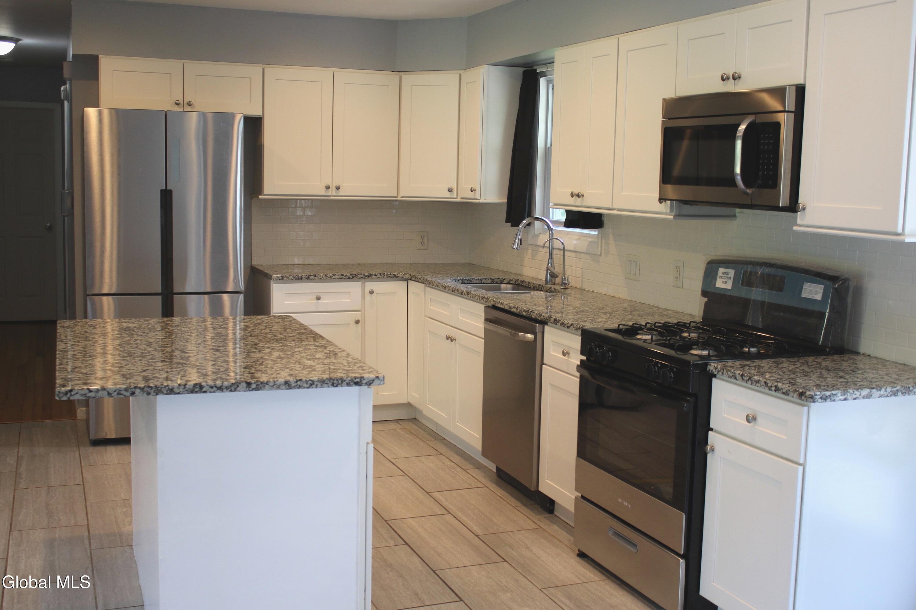 464 Grooms Road Clifton Park NY 12065