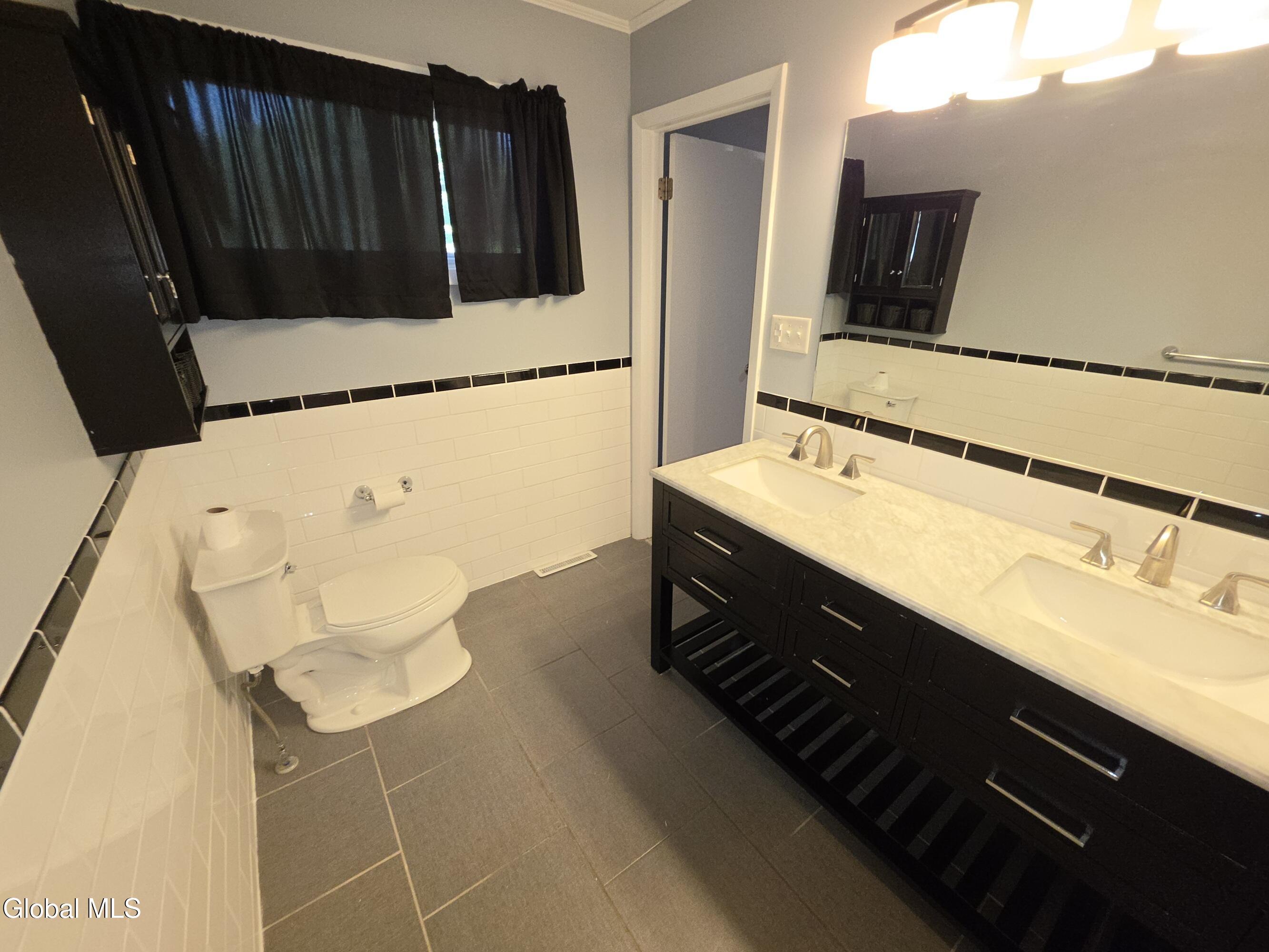 464 Grooms Road Clifton Park NY 12065
