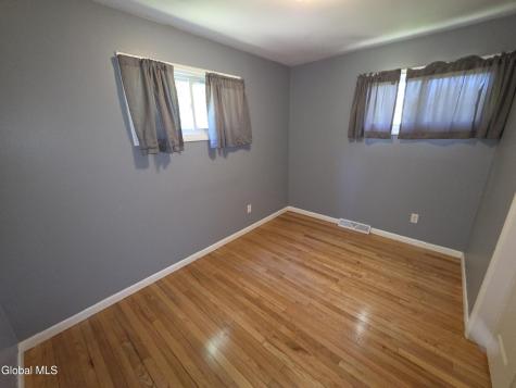 464 Grooms Road Clifton Park NY 12065