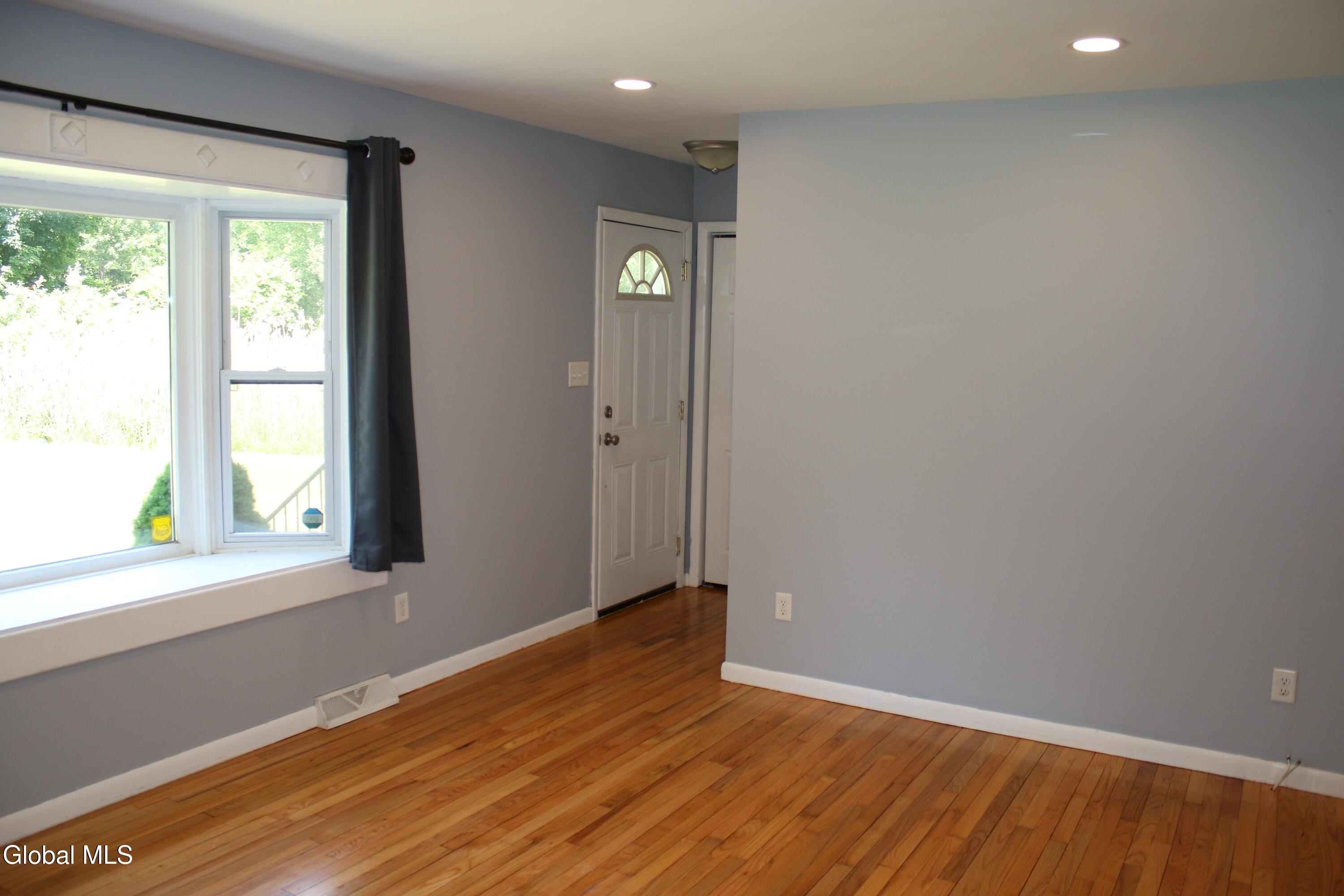 464 Grooms Road Clifton Park NY 12065