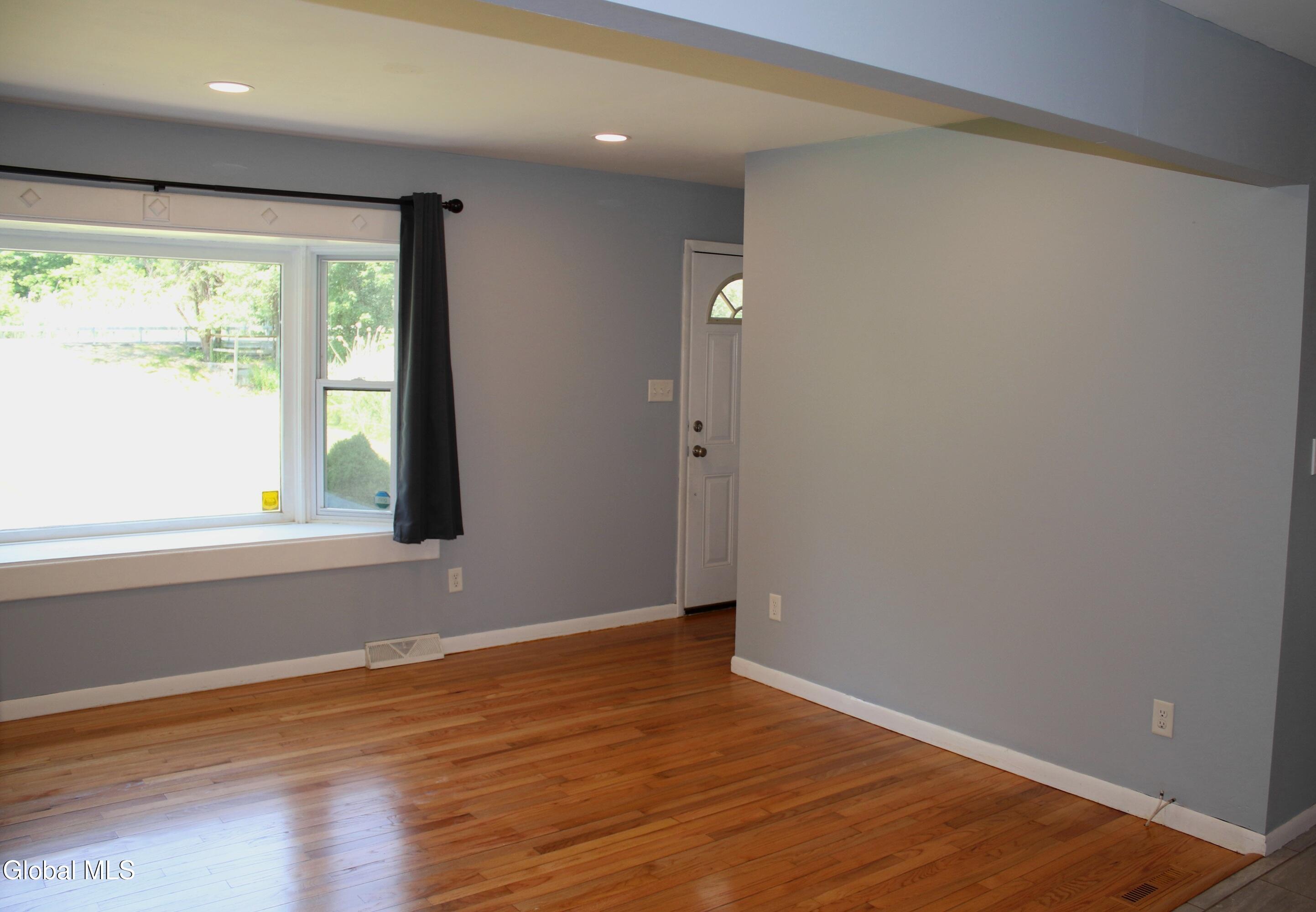 464 Grooms Road Clifton Park NY 12065