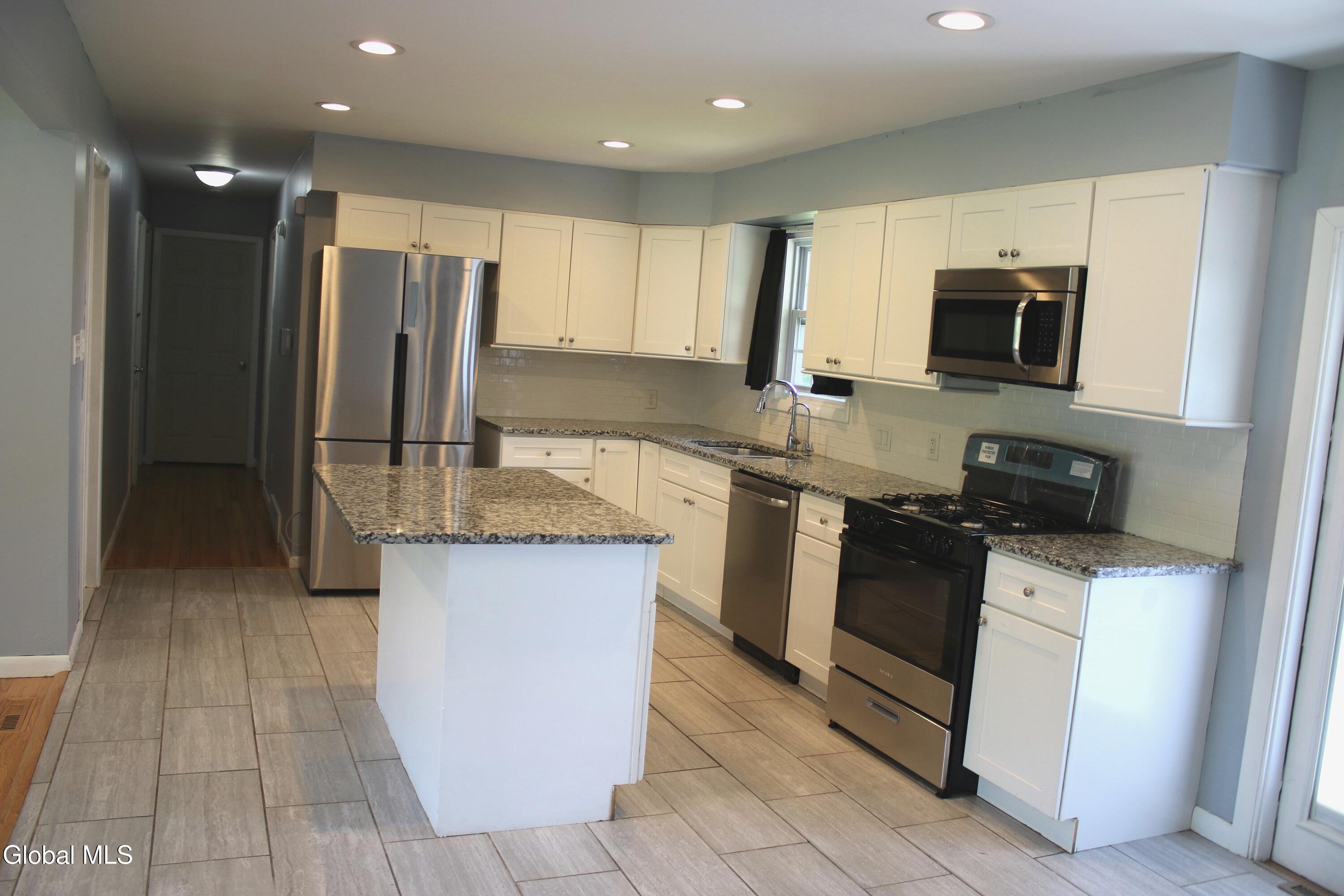 464 Grooms Road Clifton Park NY 12065