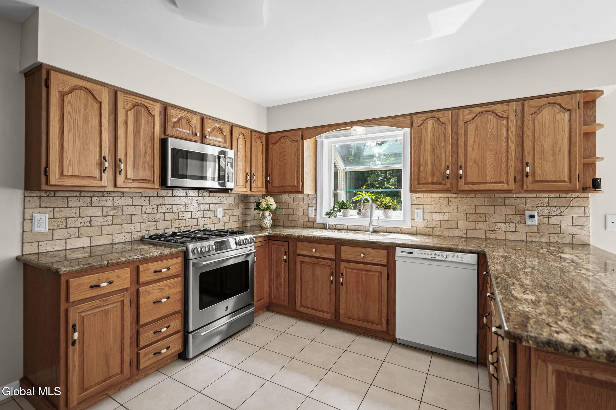 5 Highland Court Albany NY 12203
