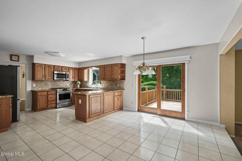 5 Highland Court Albany NY 12203
