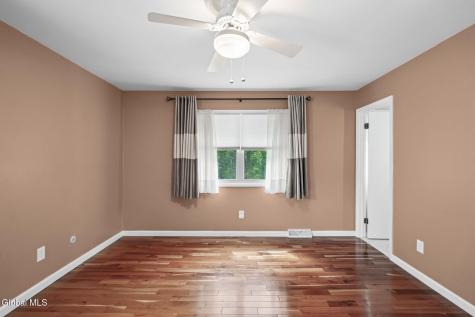 5 Highland Court Albany NY 12203