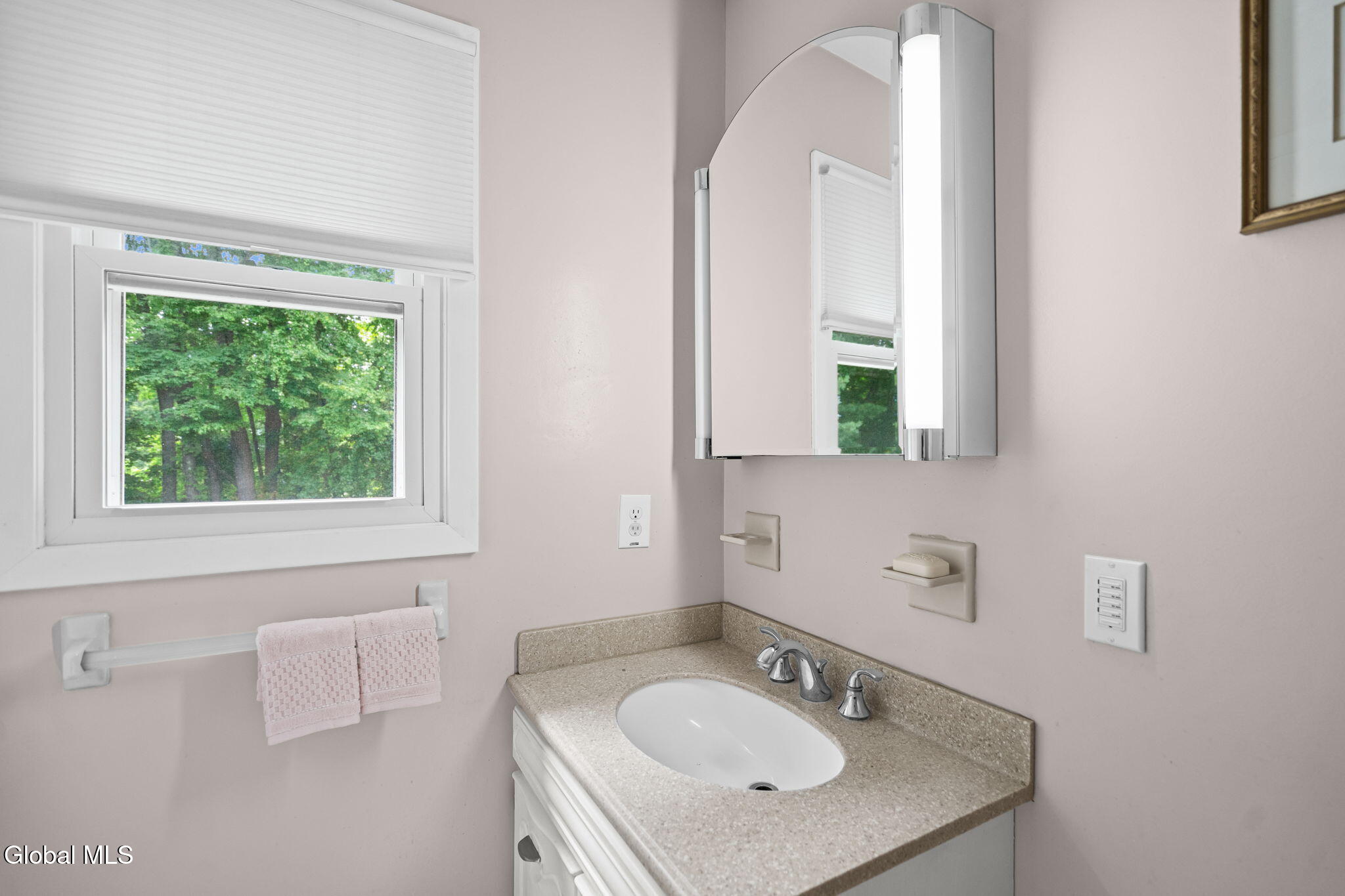 5 Highland Court Albany NY 12203