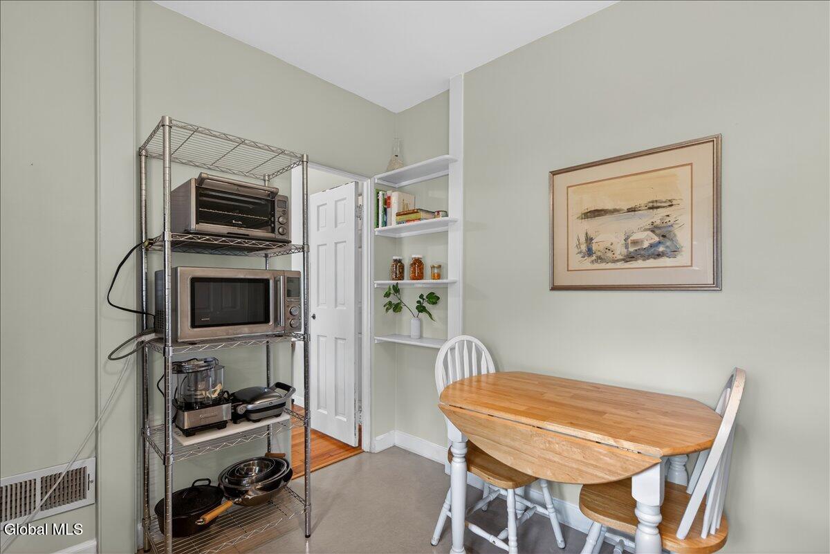 189 Milner Avenue Albany NY 12208
