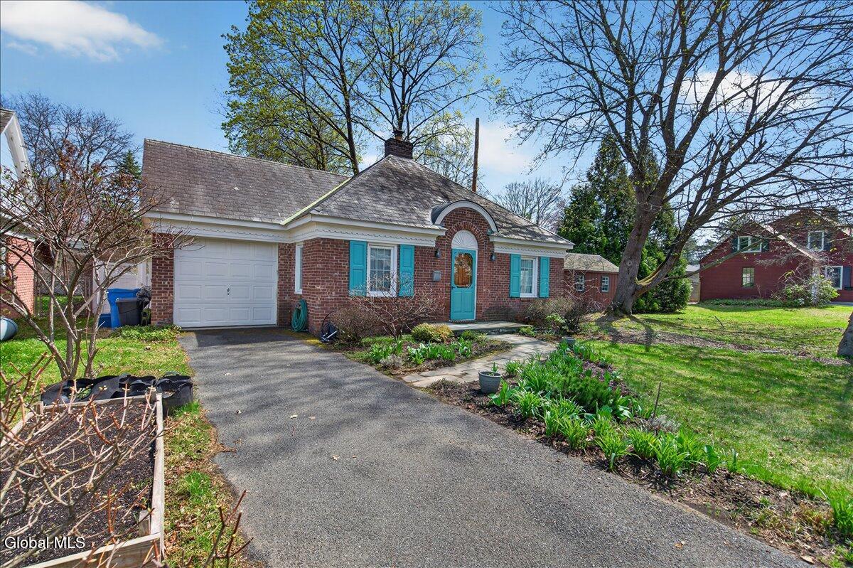 189 Milner Avenue Albany NY 12208