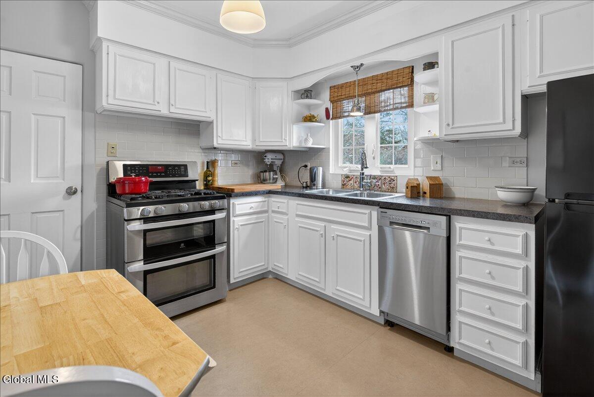 189 Milner Avenue Albany NY 12208