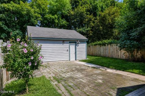 2101 Colgate Place Schenectady NY 12304