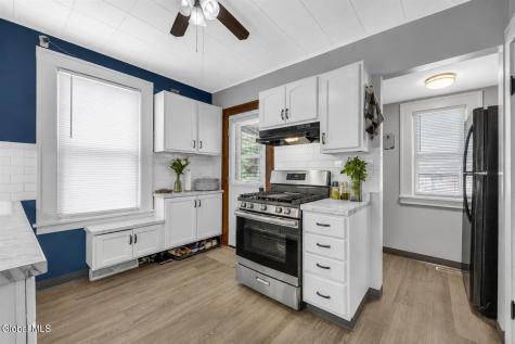 2101 Colgate Place Schenectady NY 12304