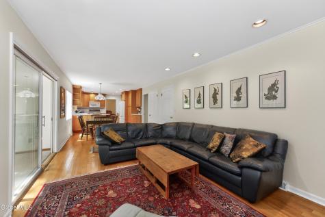 1222 Hempstead Road Niskayuna NY 12309