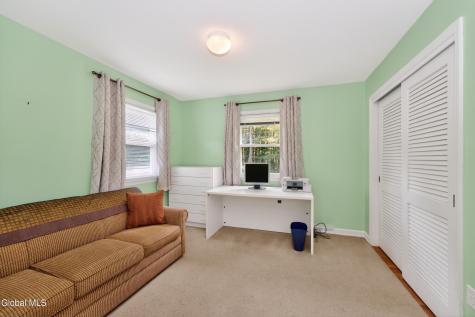 1222 Hempstead Road Niskayuna NY 12309