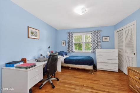 1222 Hempstead Road Niskayuna NY 12309