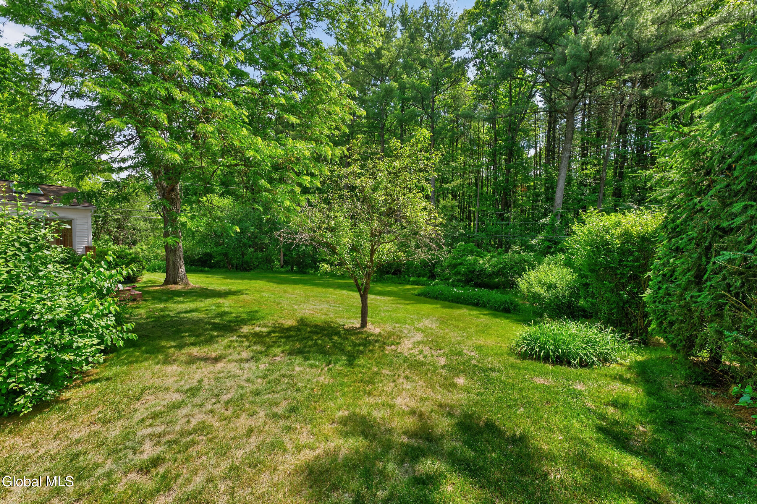 1222 Hempstead Road Niskayuna NY 12309