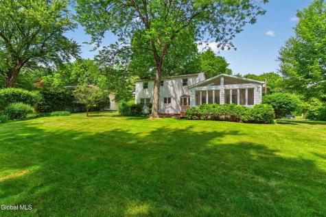 1222 Hempstead Road Niskayuna NY 12309