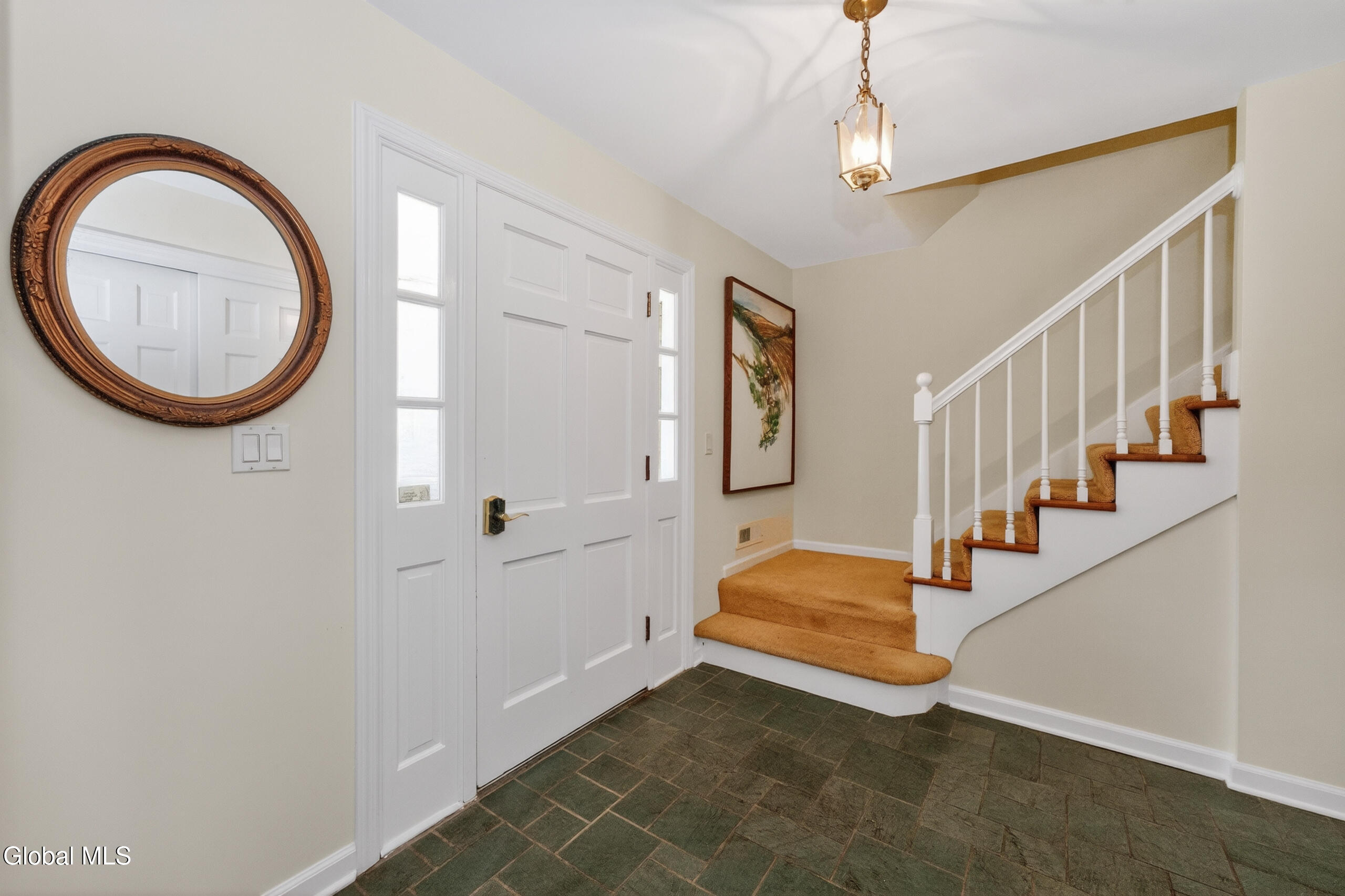 1222 Hempstead Road Niskayuna NY 12309