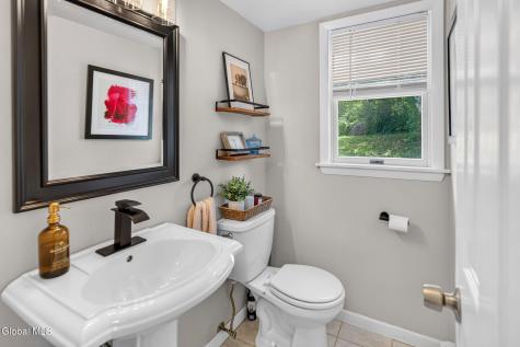 9 Valente Drive Wynantskill NY 12198