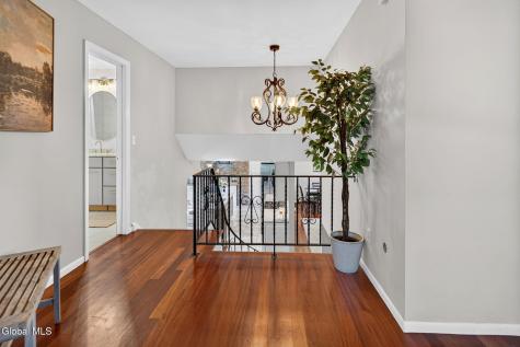 9 Valente Drive Wynantskill NY 12198