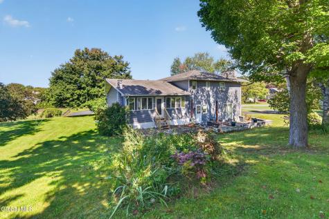 9 Valente Drive Wynantskill NY 12198