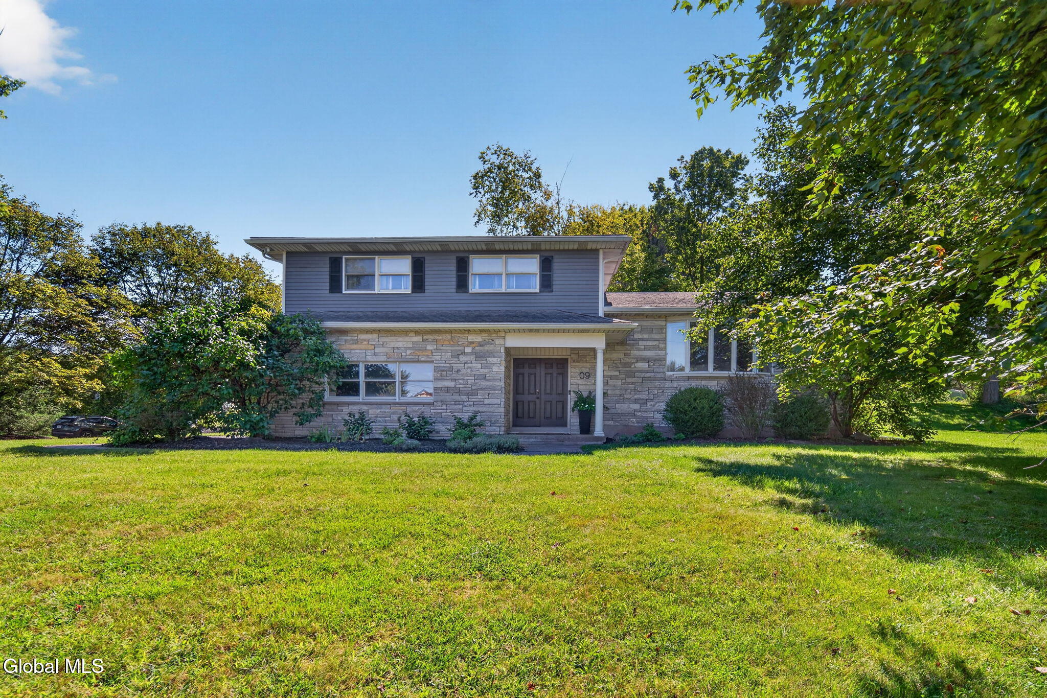 9 Valente Drive Wynantskill NY 12198