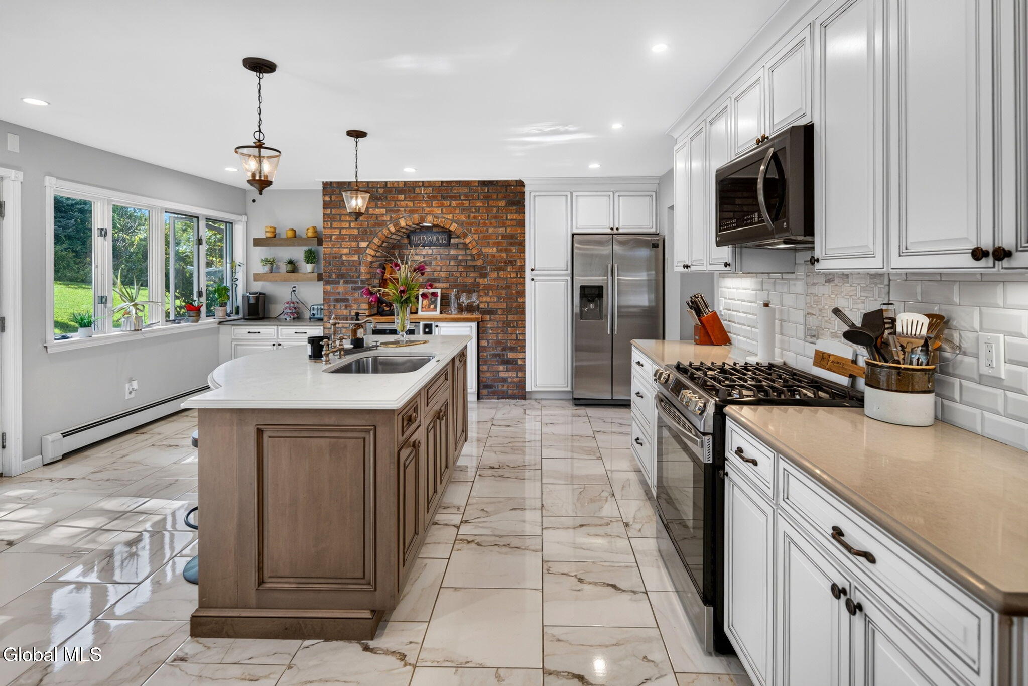 9 Valente Drive Wynantskill NY 12198