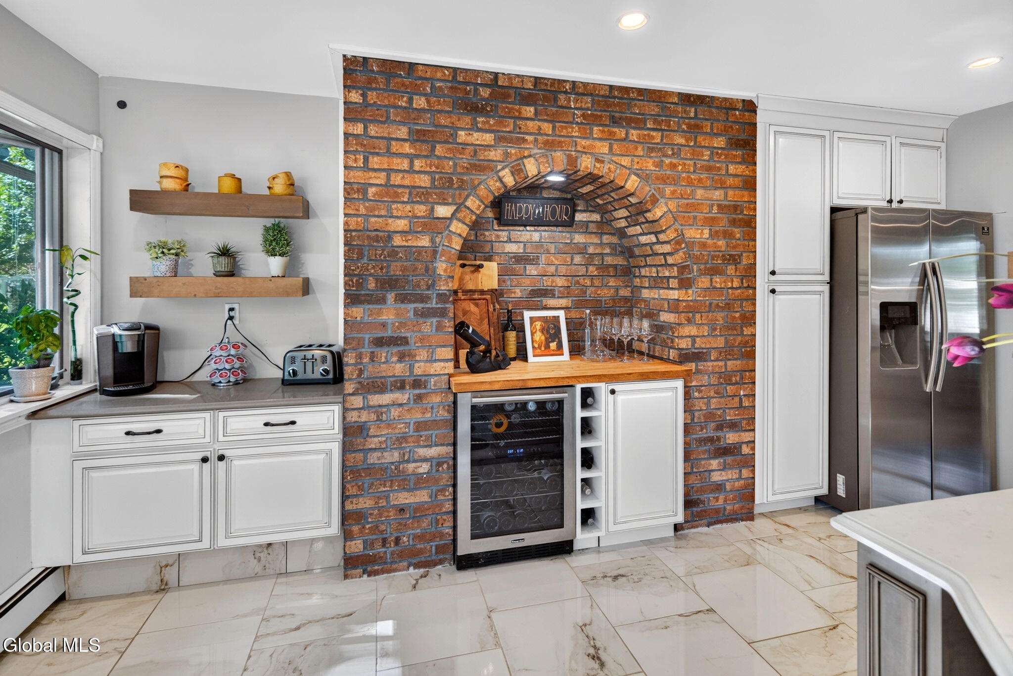 9 Valente Drive Wynantskill NY 12198