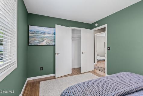 25 Edgecomb Street Albany NY 12209