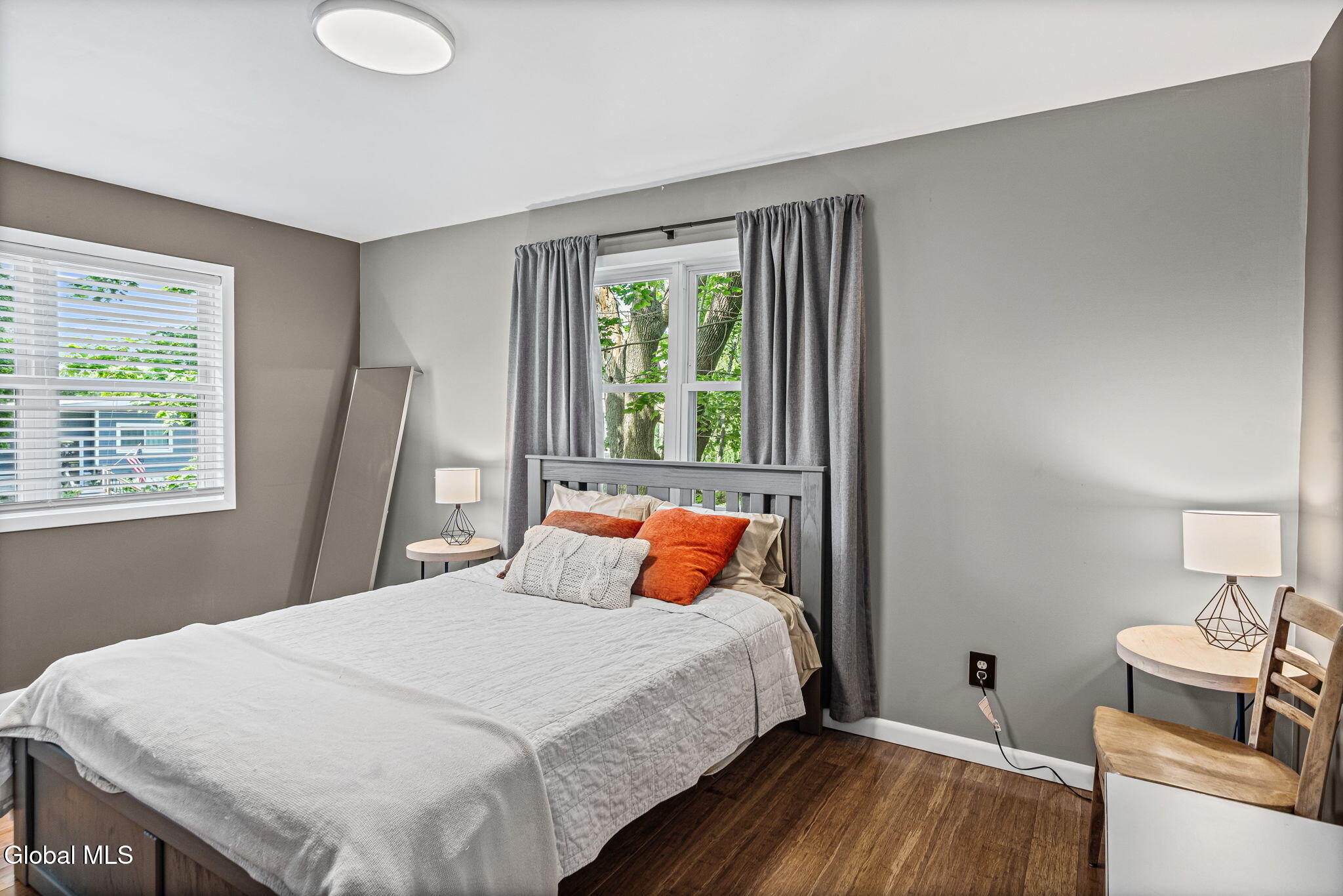 25 Edgecomb Street Albany NY 12209