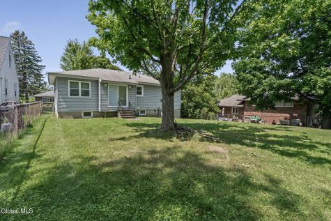 25 Edgecomb Street Albany NY 12209