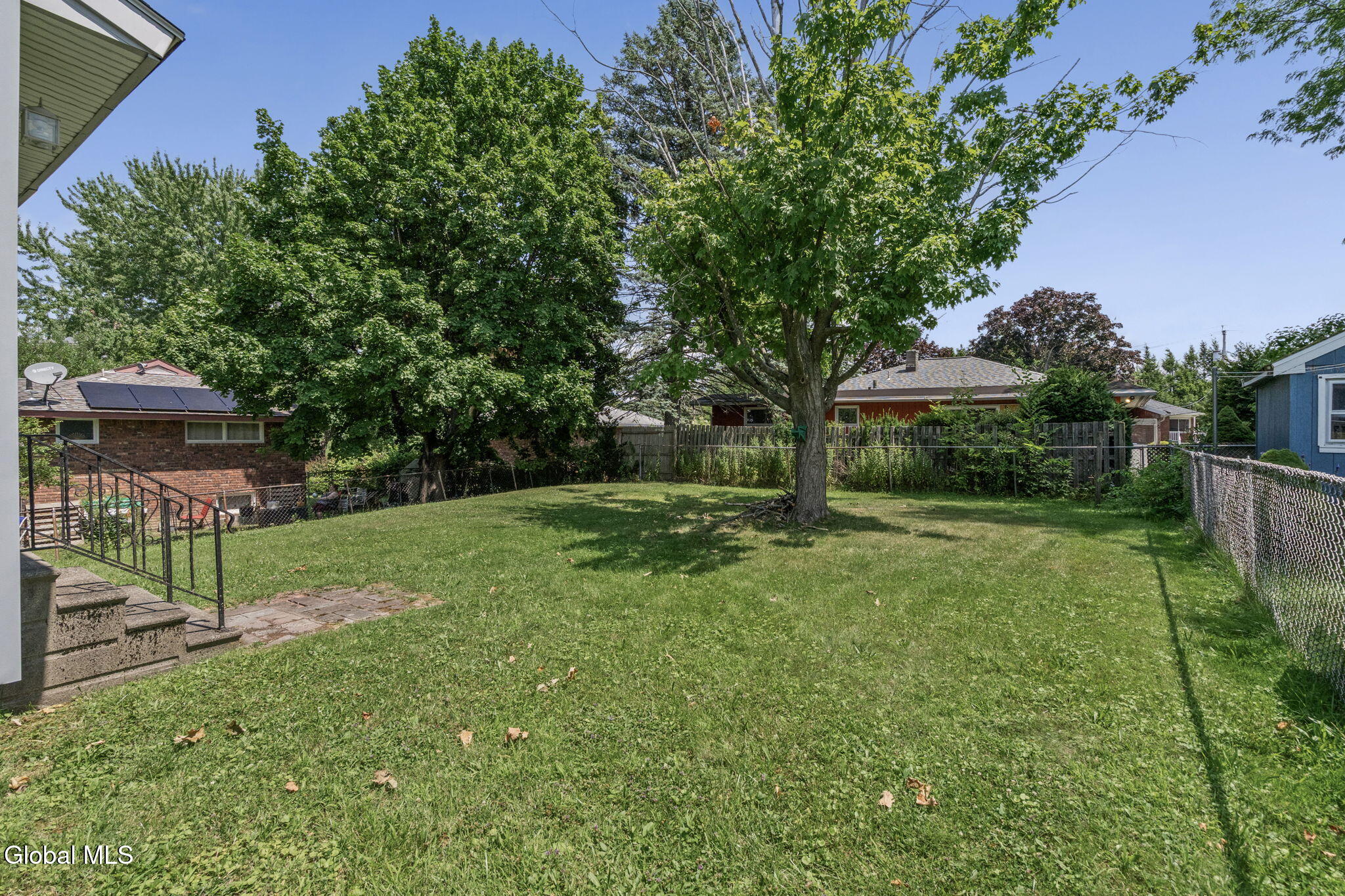 25 Edgecomb Street Albany NY 12209