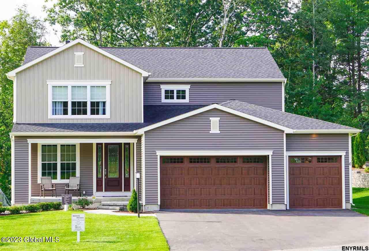 33 Wetherby Court Cohoes NY 12047