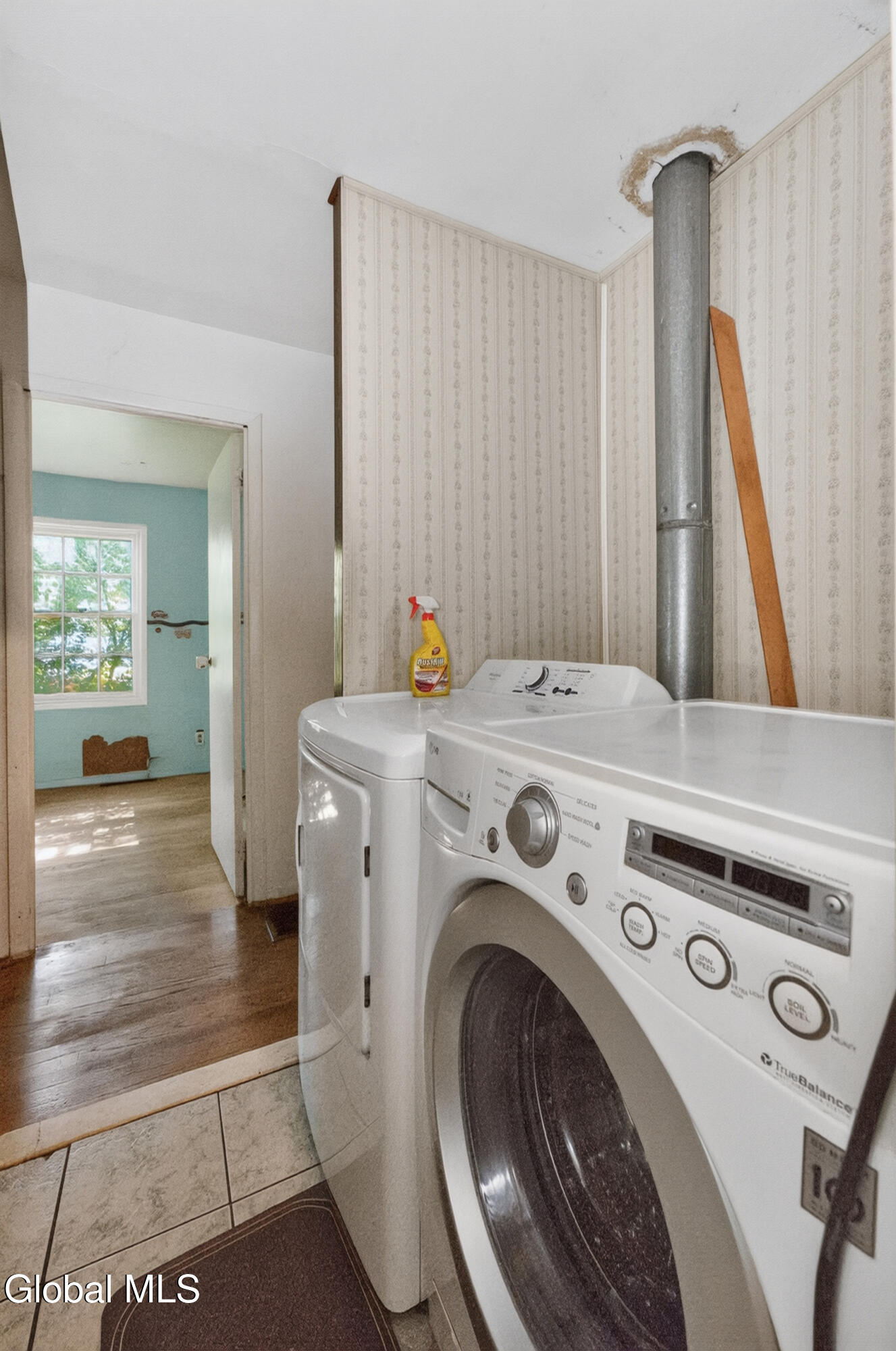 22 Mildred Lane Latham NY 12110
