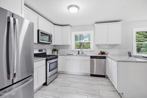 7 Davids Lane Burnt Hills NY 12027