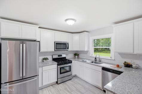 7 Davids Lane Burnt Hills NY 12027