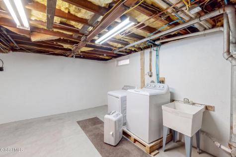 24 W Erie Street Albany NY 12208