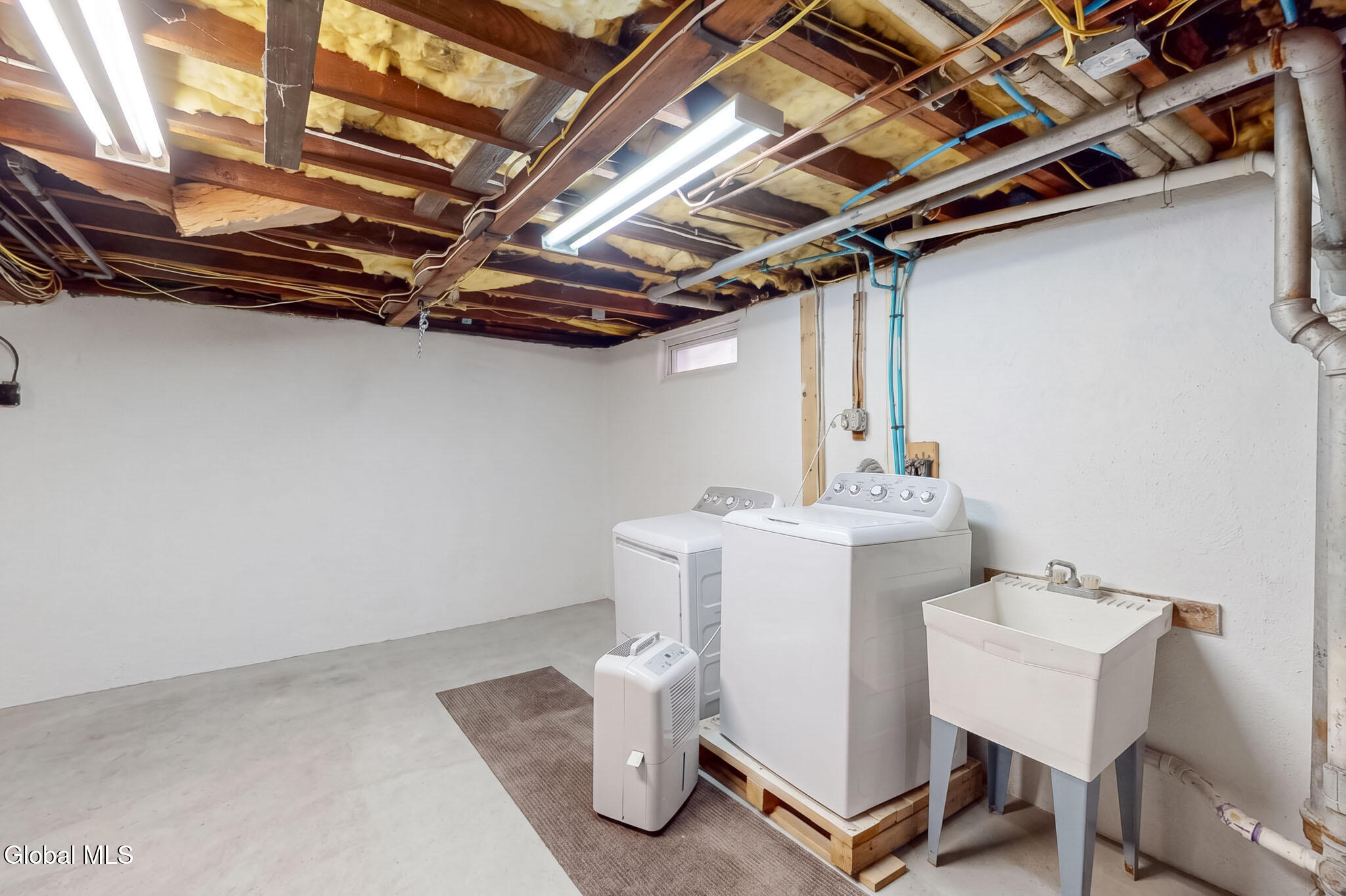 24 W Erie Street Albany NY 12208