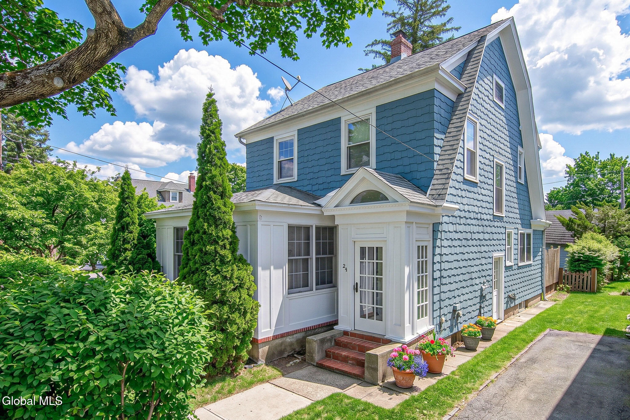24 W Erie Street Albany NY 12208