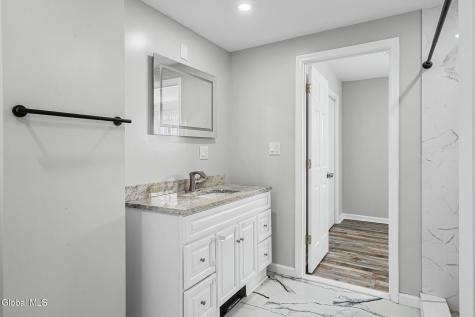 44 Onderdonk Road Schenectady NY 12302