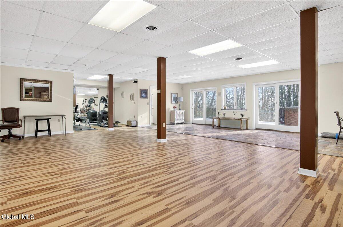 108 Woods Lane Colonie NY 12204