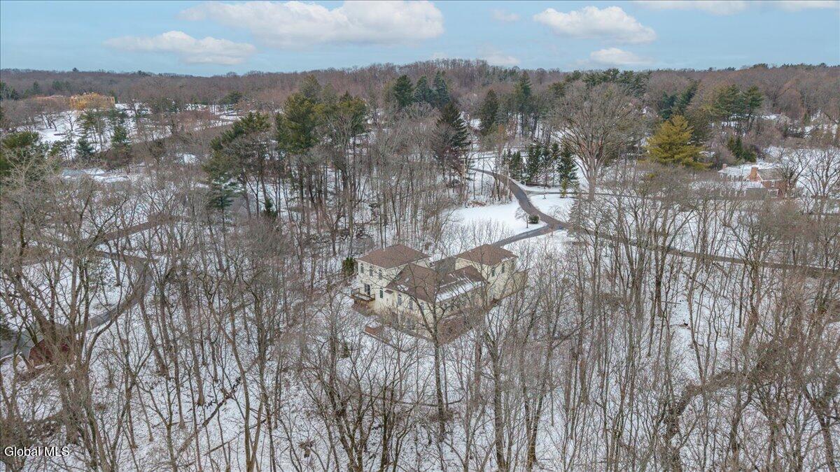 108 Woods Lane Colonie NY 12204