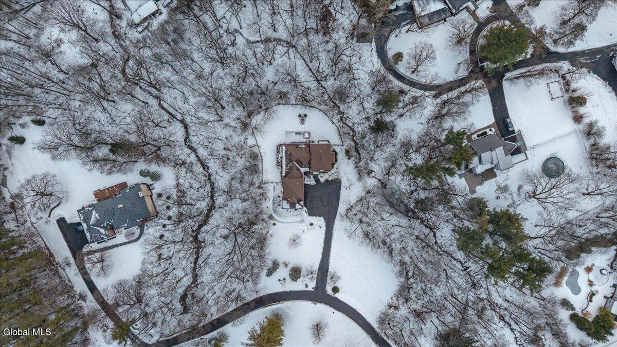 108 Woods Lane Colonie NY 12204
