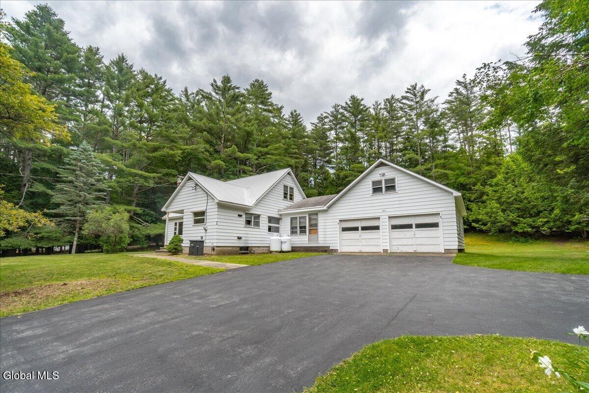 583 N Creek Road Greenfield NY 12833