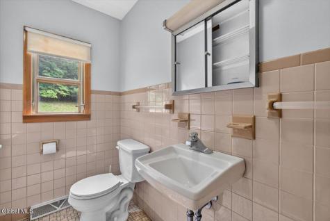 583 N Creek Road Greenfield NY 12833