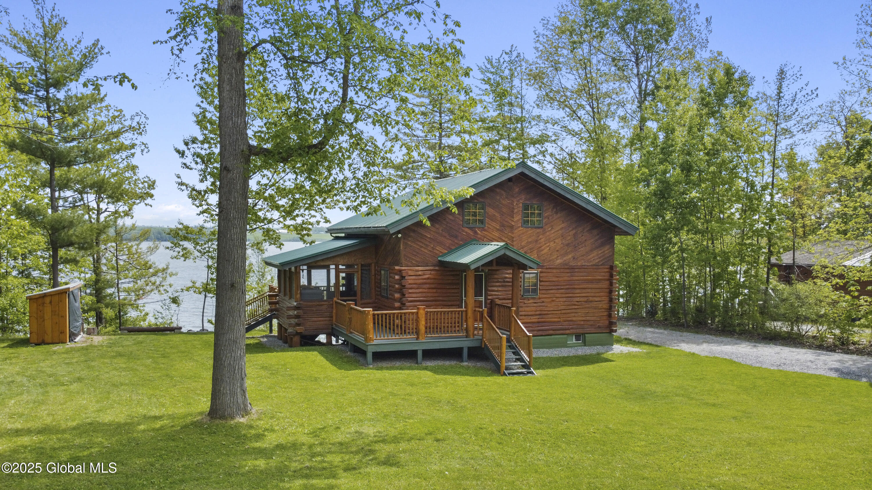 89 Captains Cove Crown Point NY 12928